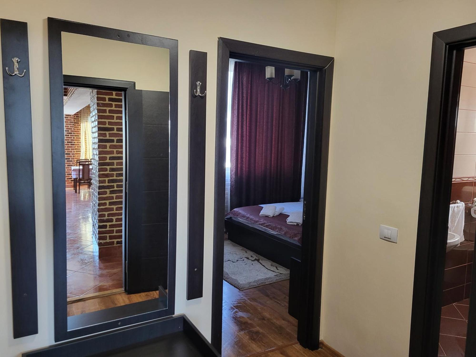 Casa Alex Rasnov Hotel Exterior photo